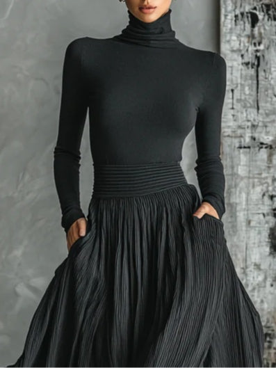 Daphne | Elegant set with pleated skirt