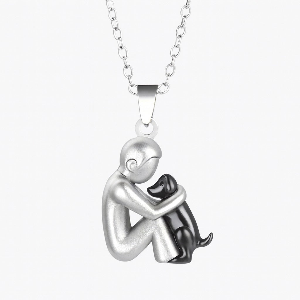 EMMIE – DOG EMBRACE NECKLACE